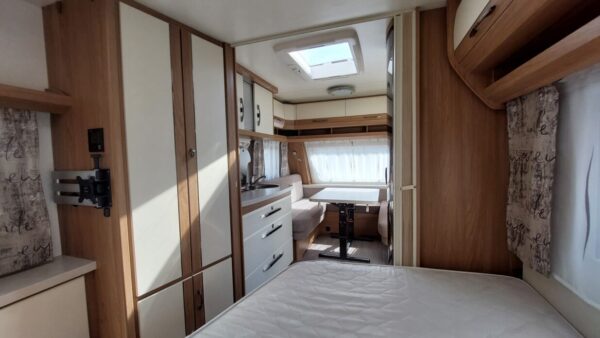 Hobby De Luxe 495 WFB bj.2020, ZONNENPANELEN, SPLINTERNIEUWE VOORTENT!!! - Afbeelding 21