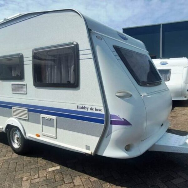 HOBBY DE LUXE 400 SF bj.2008 met VOORTENT