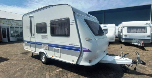 HOBBY DE LUXE 400 SF bj.2008 met VOORTENT