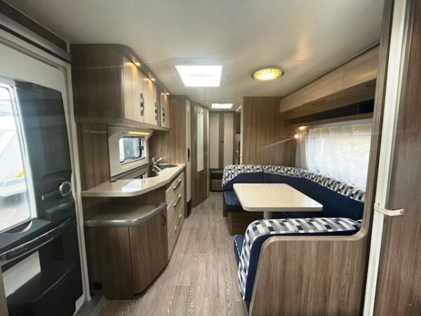 HOBBY De Luxe 545 KMF bj.2018, MOVER, VOORTENT, STAPELBED - Afbeelding 5