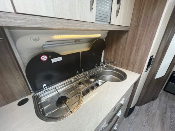 HOBBY De Luxe 545 KMF bj.2018, MOVER, VOORTENT, STAPELBED - Afbeelding 16