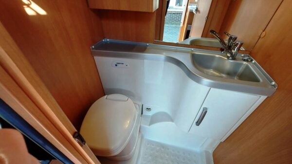 Knaus Sport 500 bj. 2007 met STAPELBED en ZAKLUIFEL - Afbeelding 9