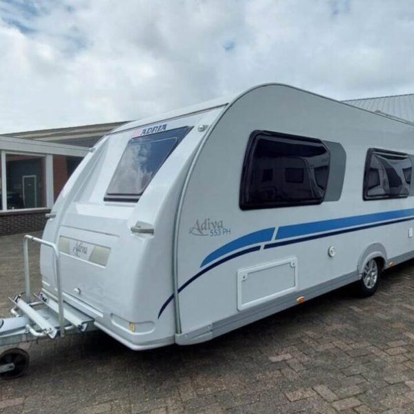 Adria Adiva 553 PH bj.2009 met VOORTENT EN MOVER!!!