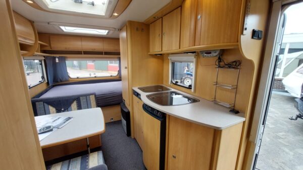 DETHLEFFS CAMPER 500 TK, bj. 2005, STAPELBED, MOVER en VOORTENT!!! - Afbeelding 11