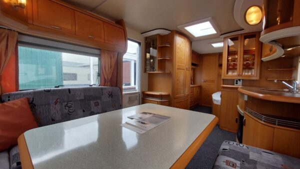 Hobby Prestige 650 WFU bj. 2010 met VOORTENT! TOPSTAAT!!! - Afbeelding 7