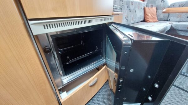 Hobby Prestige 650 WFU bj. 2010 met VOORTENT! TOPSTAAT!!! - Afbeelding 13