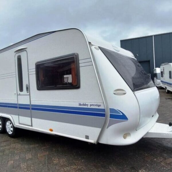 Hobby Prestige 650 WFU bj. 2010 met VOORTENT! TOPSTAAT!!!