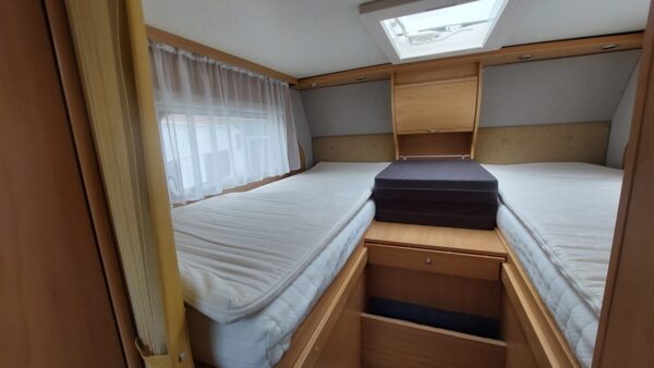 CAMPER BURSTNER T-STAR 710, MERCEDES 316 CDI, bj.2004 - Afbeelding 15