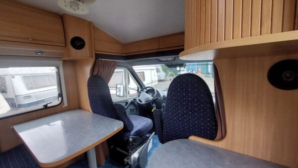 CAMPER BURSTNER T-STAR 710, MERCEDES 316 CDI, bj.2004 - Afbeelding 6