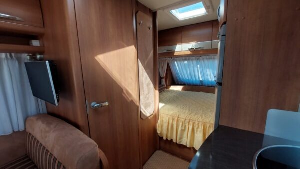 Hobby Excellent 440 SF bj.2009, AIRCO, VOORTENT en MOVER!!! - Afbeelding 15