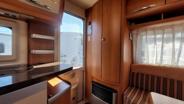Hobby Excellent 440 SF bj.2009, AIRCO, VOORTENT en MOVER!!! - Afbeelding 20