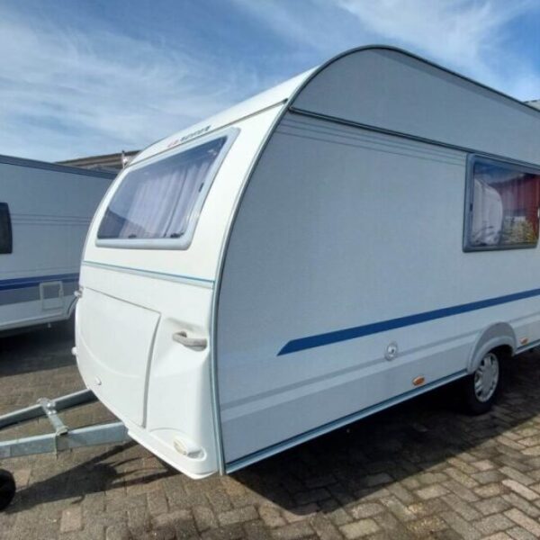 Adria Altea 432 PH bj.2009 met VOORTENT