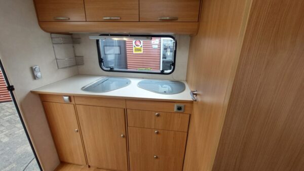 Adria Altea 432 PH bj.2009 met VOORTENT - Afbeelding 6