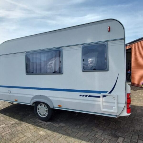 Adria Altea 432 PH bj.2009 met VOORTENT