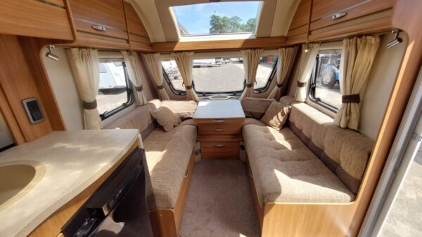 Sprite Cruzer 480 SR bj.2015, AIRCO,MOVER en PANORAMA LUIFEL - Afbeelding 9
