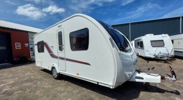 Sprite Cruzer 480 SR bj.2015, AIRCO,MOVER en PANORAMA LUIFEL - Afbeelding 4