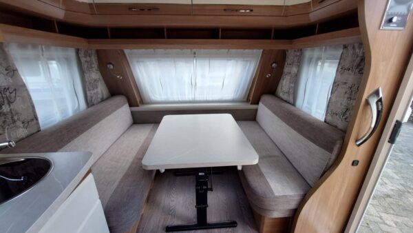 Hobby De Luxe 495 WFB bj.2020, ZONNENPANELEN, SPLINTERNIEUWE VOORTENT!!! - Afbeelding 7