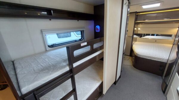 Hobby Premium 650 UKFE bj.2018, MOVER, AIRCO, VOORTENT! - Afbeelding 15