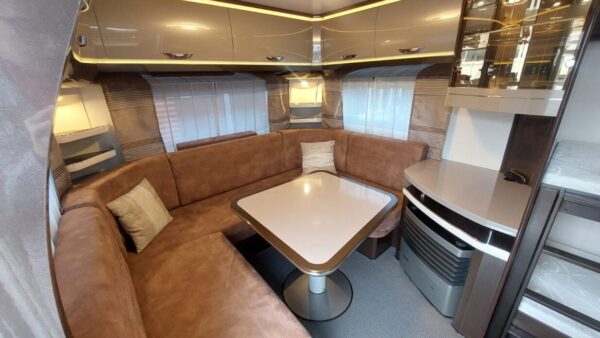 Hobby Premium 650 UKFE bj.2018, MOVER, AIRCO, VOORTENT! - Afbeelding 5