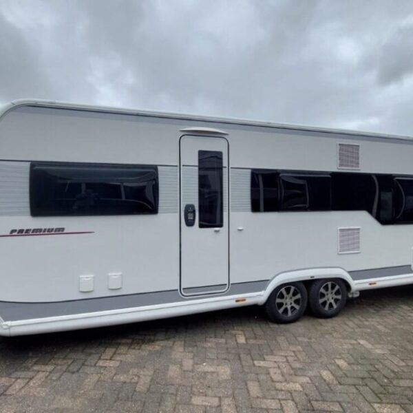 Hobby Premium 650 UKFE bj.2018, MOVER, AIRCO, VOORTENT!