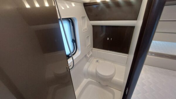 Hobby Premium 650 UKFE bj.2018, MOVER, AIRCO, VOORTENT! - Afbeelding 19