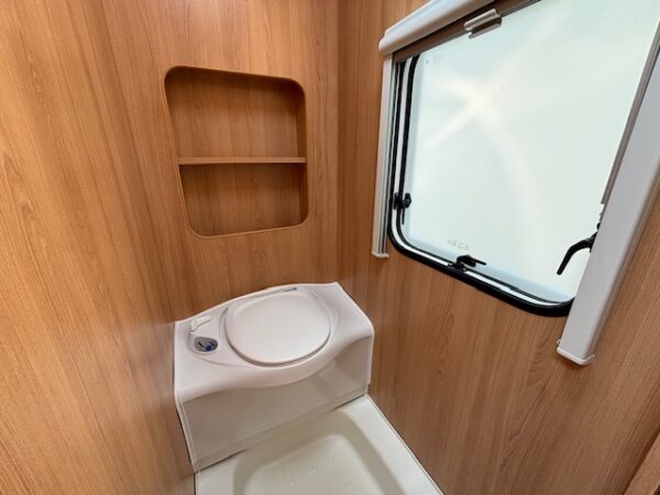 TEC Travel King 510 TDF bj.2009 VOORTENT, MOVER en AIRCO - Afbeelding 15