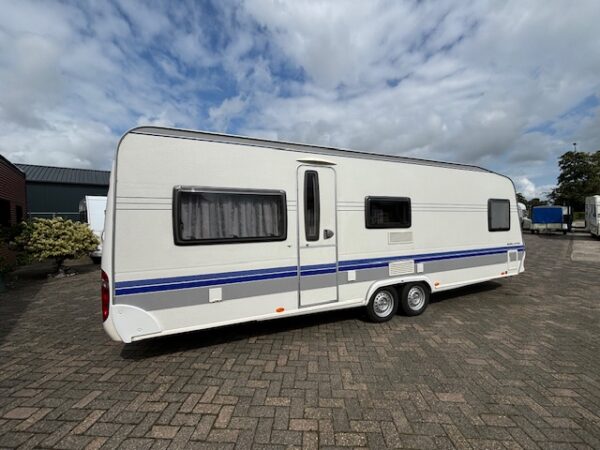 Hobby Prestige 650 UMFE bj.2008 met VOORTENT - Afbeelding 2