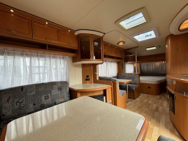 Hobby Prestige 650 UMFE bj.2008 met VOORTENT - Afbeelding 7