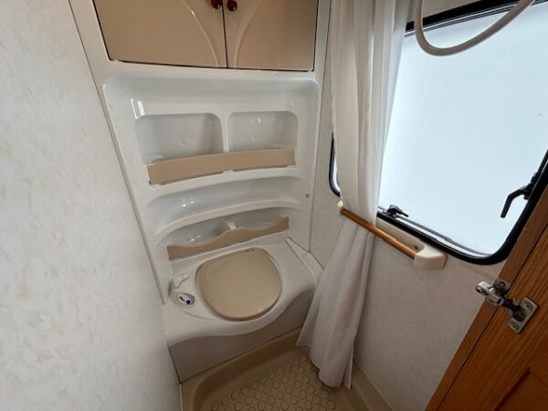 Hobby Prestige 650 UMFE bj.2008 met VOORTENT - Afbeelding 18