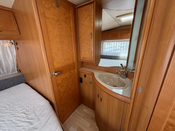 Hobby Prestige 650 UMFE bj.2008 met VOORTENT - Afbeelding 19