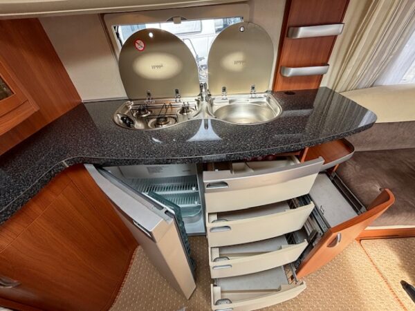 Hobby Prestige 650 KFU bj.2011, MOVER, VOORTENT - Afbeelding 12
