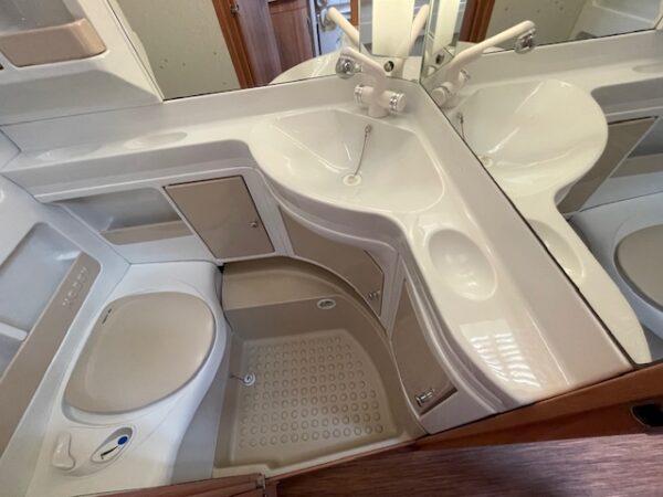 HOBBY De Luxe 380 TB bj.2011, met MOVER, VOORTENT - Afbeelding 19