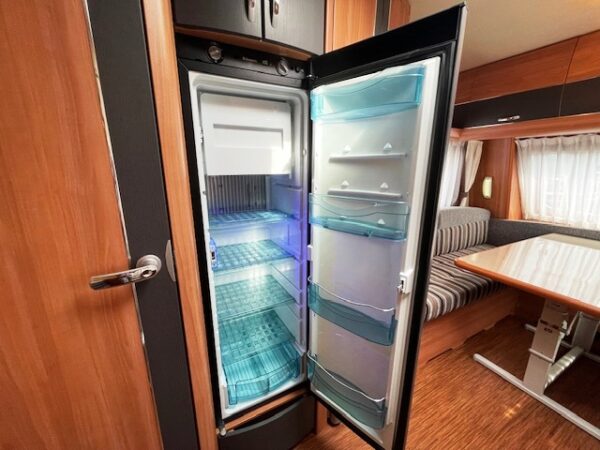 HOBBY De Luxe 380 TB bj.2011, met MOVER, VOORTENT - Afbeelding 16