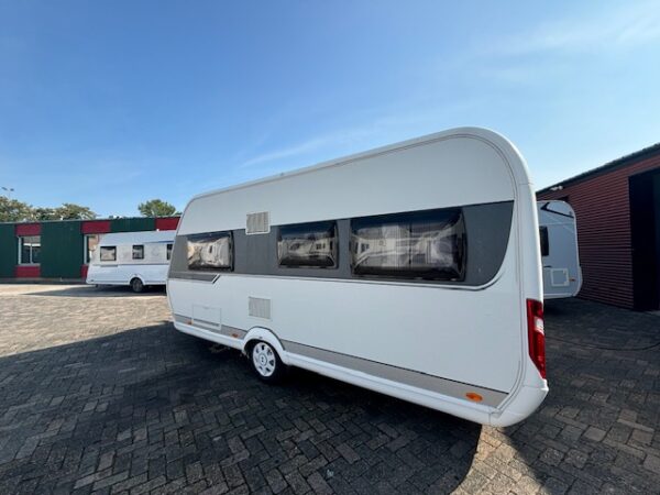 Hobby Excellent 460 UFE bj.2015, MOVER, VOORTENT - Afbeelding 3