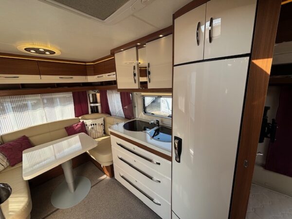 Hobby Excellent 460 UFE bj.2015, MOVER, VOORTENT - Afbeelding 20