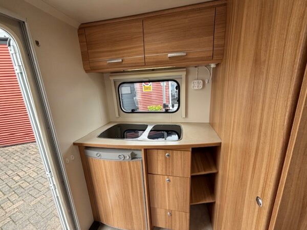 Caravelair Antares Luxe 372 bj.2014, MOVER, VOORTENT - Afbeelding 17
