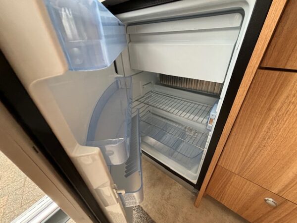 Caravelair Antares Luxe 372 bj.2014, MOVER, VOORTENT - Afbeelding 15