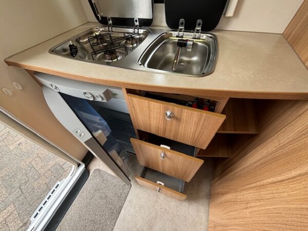 Caravelair Antares Luxe 372 bj.2014, MOVER, VOORTENT - Afbeelding 16