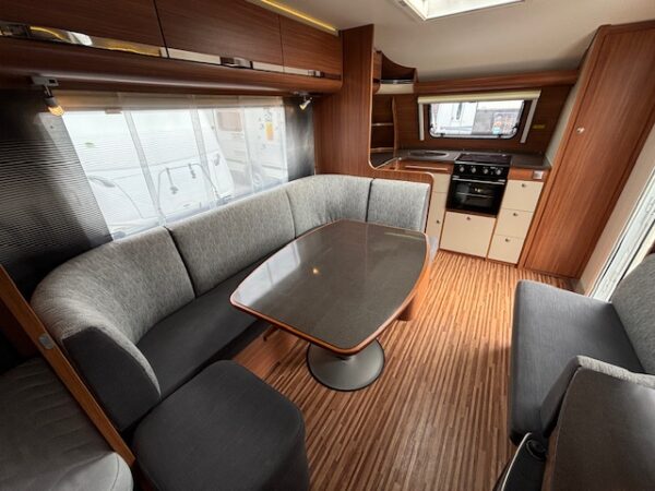 Adria Adora 613 HT bj.2013, MOVER, ZAKLUIFEL - Afbeelding 13