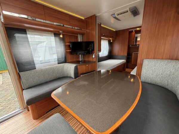 Adria Adora 613 HT bj.2013, MOVER, ZAKLUIFEL - Afbeelding 11