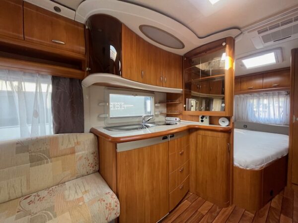 HOBBY Excellent 460 UFE bj.2007, met MOVER, AIRCO, VOORTENT - Afbeelding 10