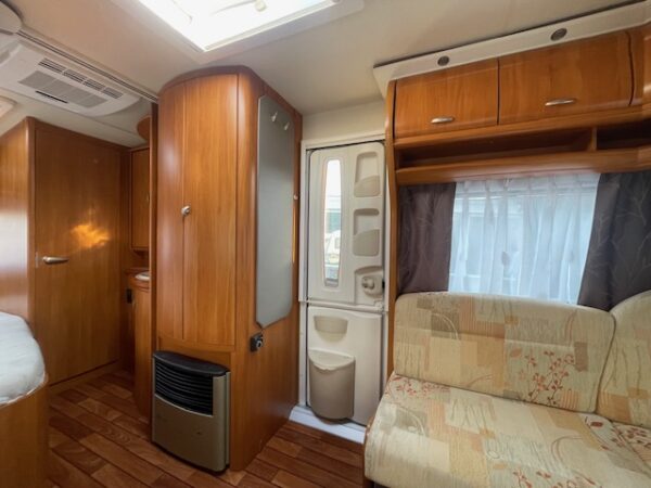 HOBBY Excellent 460 UFE bj.2007, met MOVER, AIRCO, VOORTENT - Afbeelding 19