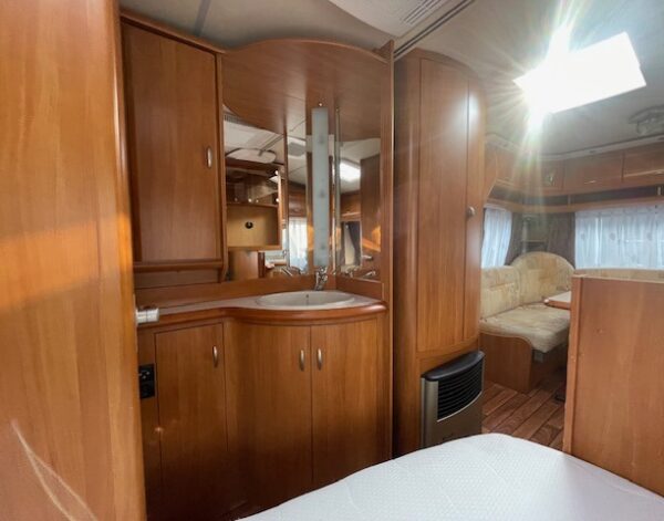 HOBBY Excellent 460 UFE bj.2007, met MOVER, AIRCO, VOORTENT - Afbeelding 20
