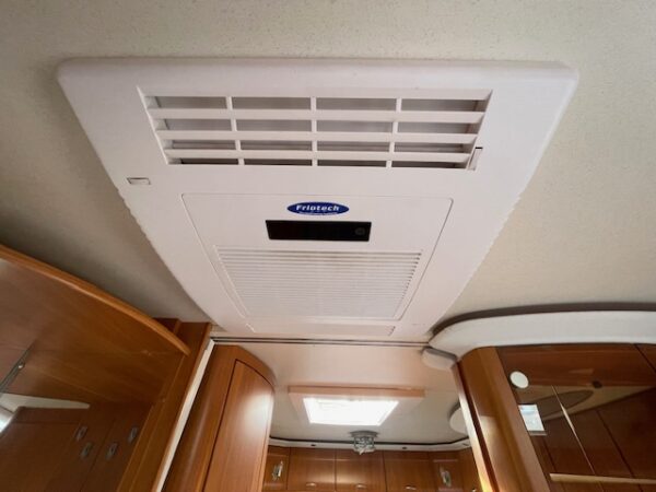 HOBBY Excellent 460 UFE bj.2007, met MOVER, AIRCO, VOORTENT - Afbeelding 30