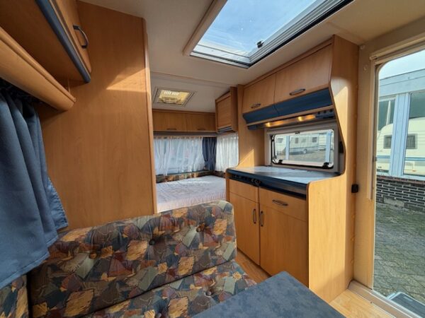 Hobby De Luxe 400 SF bj.2000 met VOORTENT en UITBOUW - Afbeelding 12