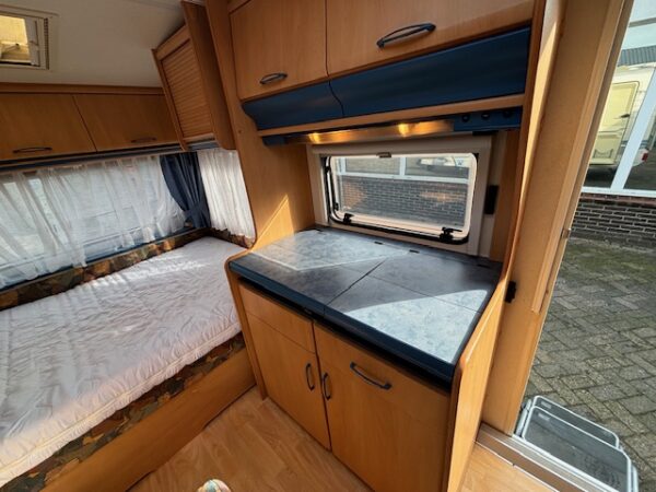 Hobby De Luxe 400 SF bj.2000 met VOORTENT en UITBOUW - Afbeelding 13