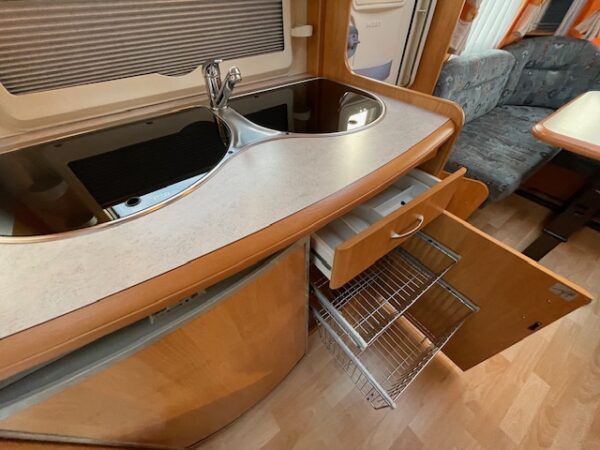 HOBBY Excellent Easy 450 UF bj.2006, met BRAND VOORTENT - Afbeelding 17
