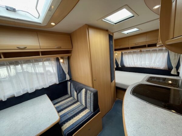 DETHLEFFS Camper 440 DB bj.2002, met VOORTENT en LUIFEL - Afbeelding 19