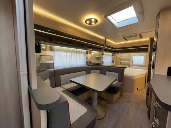 HOBBY De Luxe Edition 560 KMFE bj.2020, BOMVOL, AIRCO, MOVER - Afbeelding 6