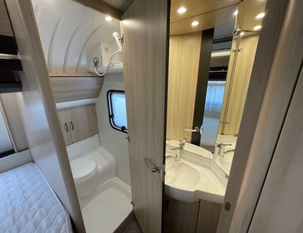 HOBBY De Luxe Edition 560 KMFE bj.2020, BOMVOL, AIRCO, MOVER - Afbeelding 24